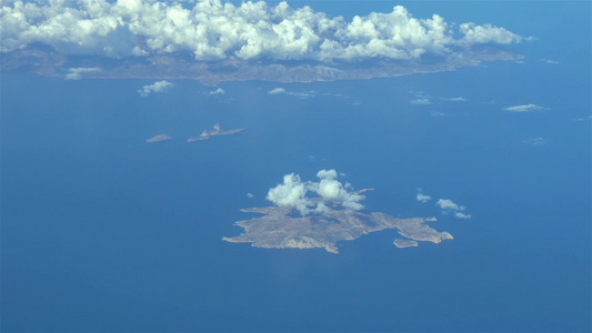 飞越希腊群岛上空视频