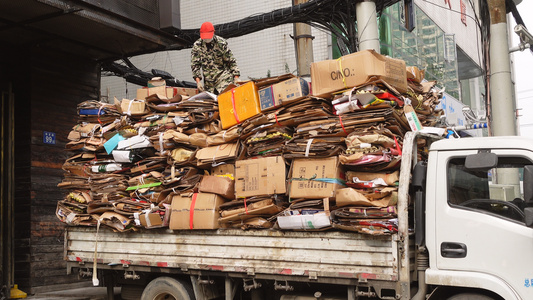 运输清理杂物废品回收4k素材视频