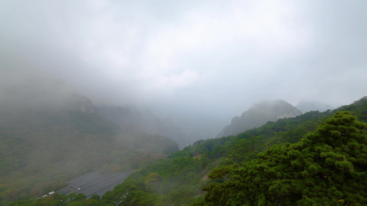 黄山自然风景区雾气延时风光视频