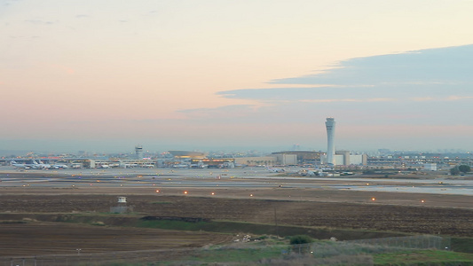 下午BenGurion国际机场的空中航向下午视频