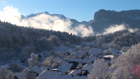 日落冬季山村景观冬雪村视频