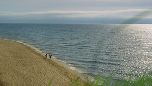 宁静的自然海洋景观海滩26秒视频