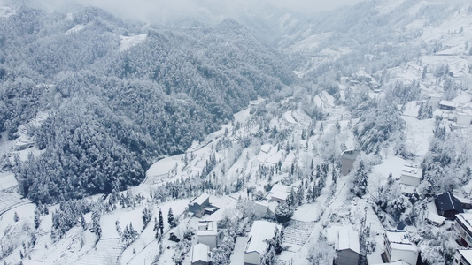 雪景 大山航拍视频