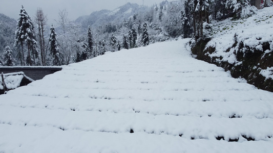 雪景 大山航拍视频