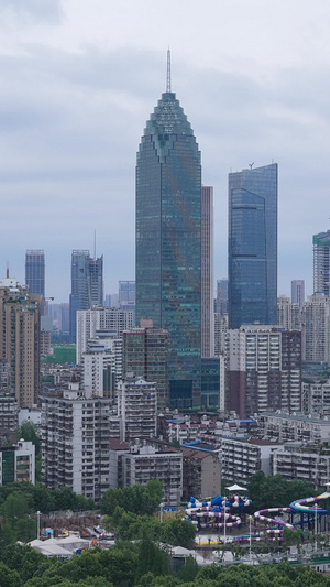 延时摄影素材武汉城市天际线天空流动的云自然素材12秒视频