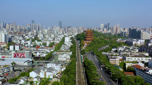 航拍武汉黄鹤楼和城市景观视频