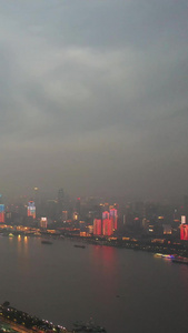 航拍暴风雨前的城市最高天际线摩天大楼夜景灯光秀素材高楼素材视频
