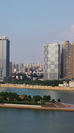 长沙湘江岸边高楼群航拍视频长沙航拍32秒视频
