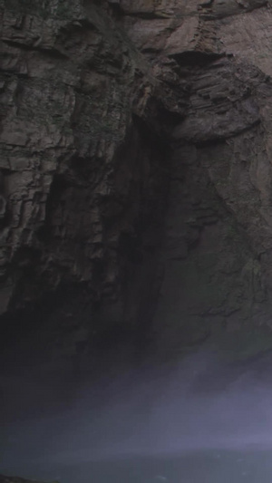 暗流河瀑布户外旅行10秒视频