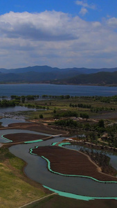 秋季高原地区湿地风光秋季风光视频