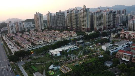 航拍广东省东莞市清溪镇三星休闲公园露营营地夜景视频