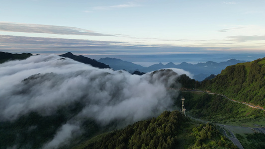 4K航拍高山云海飞瀑自然风光视频