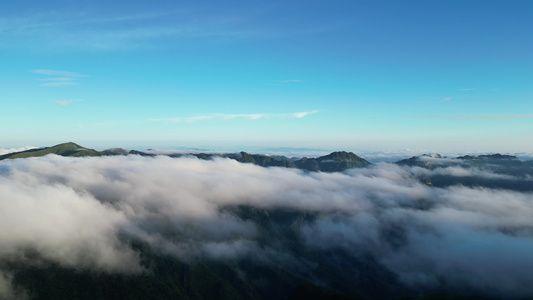 4K航拍高山云海飞瀑自然风光视频