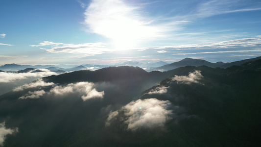 4K航拍高山云海飞瀑自然风光视频