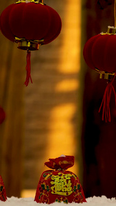 灯笼福袋喜庆福字光影从暗到明背景实拍静物视频中国年视频