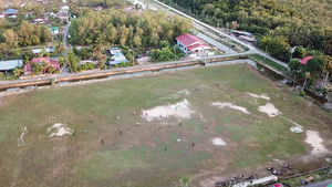 当地马雷在绿地玩橄榄球12秒视频