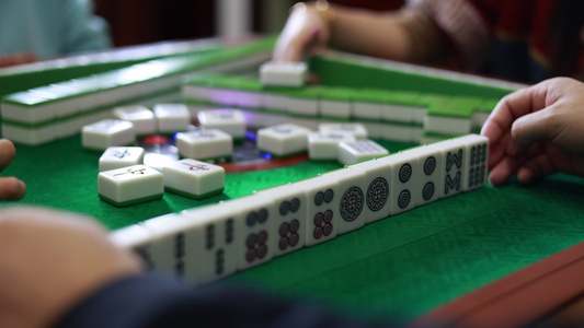 赌博打麻将休闲娱乐视频