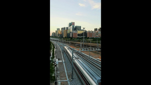 4K城际交通高铁和谐号竖屏66秒视频
