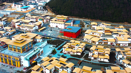 4K西藏鲁朗小镇航拍素材视频