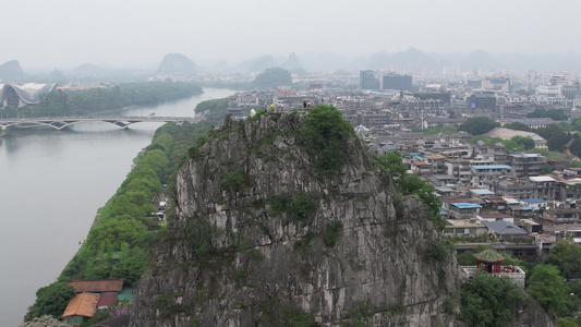 广西桂林漓江象鼻山航拍视频