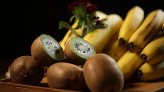 热带水果香蕉猕猴桃视频