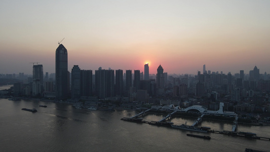 4K航拍湖北武汉城市日落夕阳视频