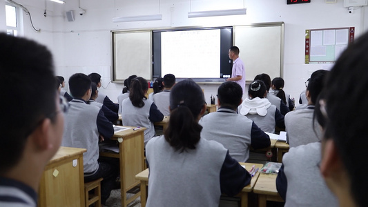 实拍老师讲课视频