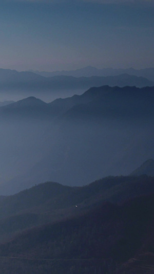 大山深处清晨薄雾航拍开头视频50秒视频