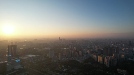 夕阳下的城市视频