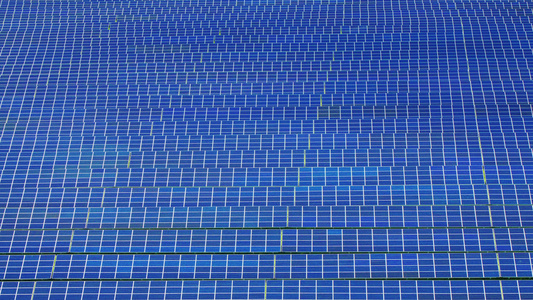 蓝色太阳能电池板行视频