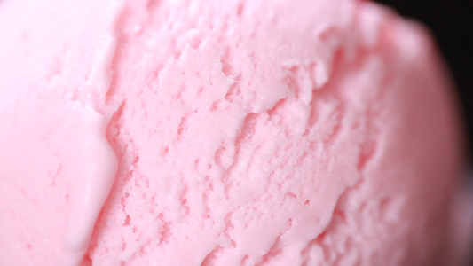草莓奶油冰激凌 视频
