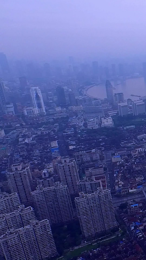 晨曦中的上海陆家嘴CBD航拍现代化9秒视频