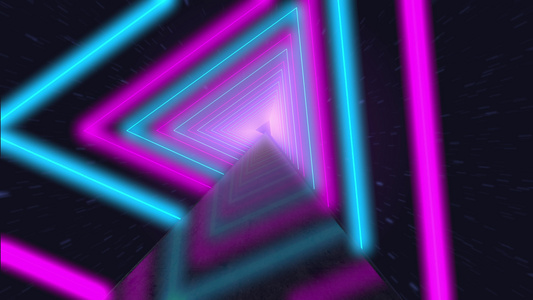 飞过发光的旋转霓虹灯三角形创建隧道蓝色红色粉红色紫色视频
