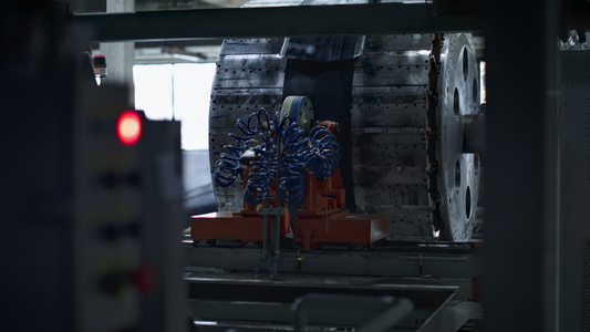 技术工厂机器人轮胎制造厂工作流程视频