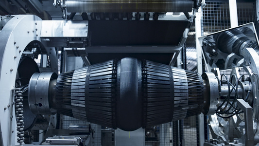 机器人轮胎制造机在现代制造冲压橡胶带视频