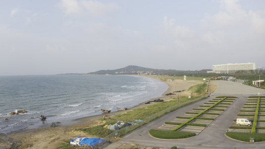 航拍青岛海边沙滩[海滨浴场]视频