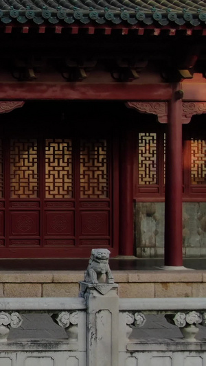 航拍5A景点金山寺藏经阁建筑细节视频江苏旅游41秒视频