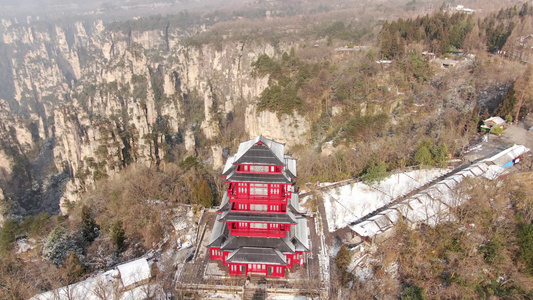 航拍湖南张家界武陵源5A景天子山雪景视频