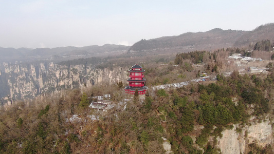 航拍湖南张家界武陵源5A景区天子山雪景视频