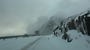 在挪威冰天雪地里驾驶第一视角11秒视频