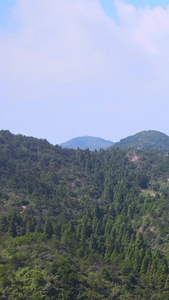 浙江玉苍山4A风景区山顶地标巨石航拍视频