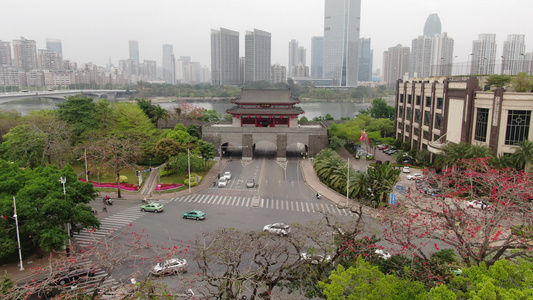 航拍广东惠州朝京门地标建筑视频