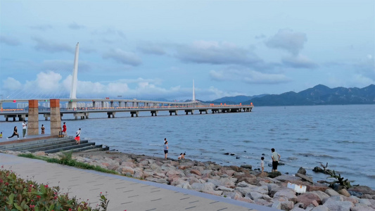 海滨城市人物假期海边休闲游玩合集视频