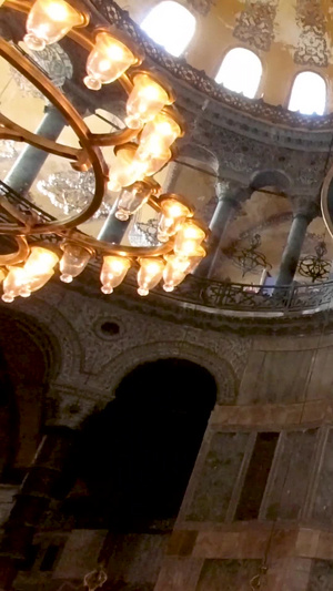 土耳其圣索菲亚大教堂内部结构和穹顶22秒视频