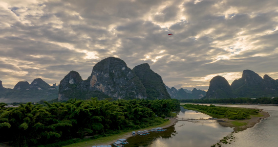 桂林 阳朔 漓江 竹筏 20元背景 延时视频