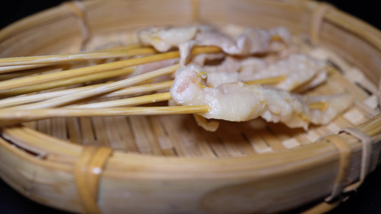 鸡皮串小串肉串钵钵鸡炸串烤串美食视频