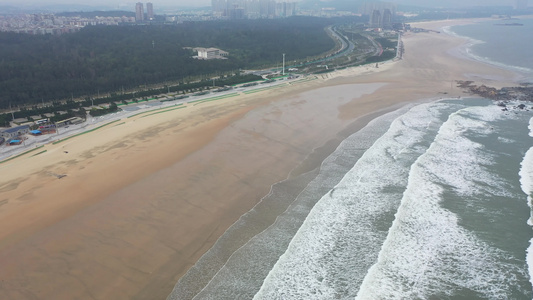 航拍中国福建福州平潭龙凤头海滨浴场海景视频