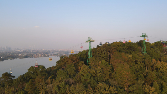 航拍景区缆车索道登山的路4k旅游素材视频