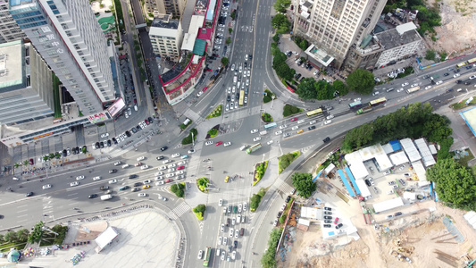 航拍路口街道十字路口公路视频