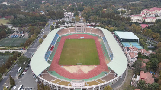 航拍青岛城市体育馆视频